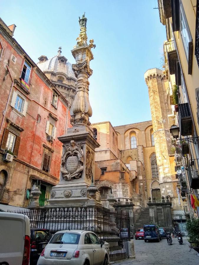 Grande & Caratteristico Dietro La Cattedrale Neapol Zewnętrze zdjęcie